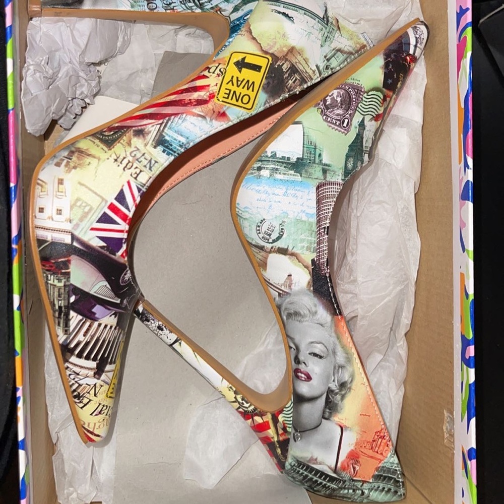 Printed heels for sale